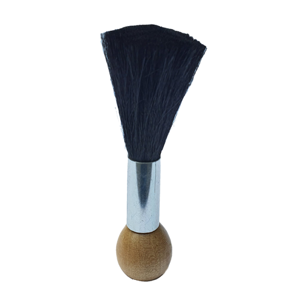 Small Handle Powder Brush. With wooden handle. Apply powder onto the client's skin. 11cm (Length), 3cm (Width). 0.03kg.